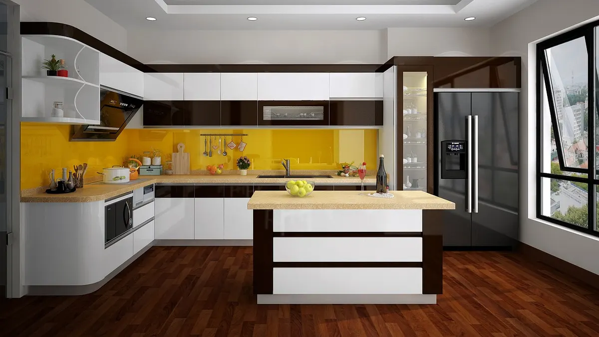 Cozinha moderna com geladeira de inox e ilha central