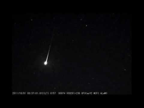 Large Meteor Breakup (2011.09.30)